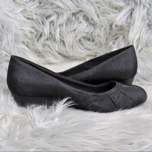 🦄 Seychelles Black Wedges